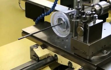 Сверление глубоких отверстий малого диаметра