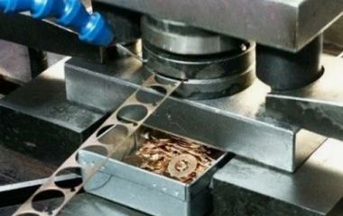 Технология штамповки металлов: преимущества и ограничения метода