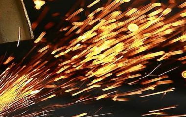 Как отличить разные типы чугуна по стружке и искре