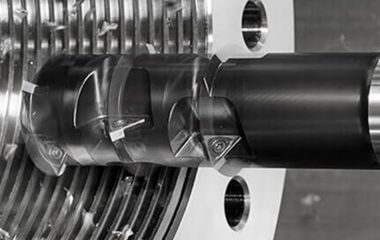 Нарезка резьбы в металле