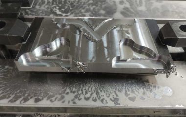 Проводим испытание новых фрезерных и токарных пластин