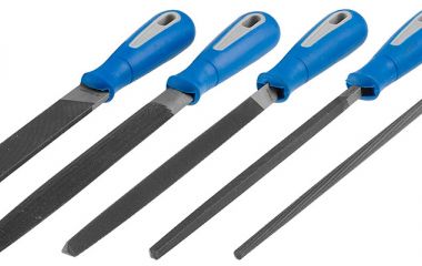 Применение напильников в металлообработке: выбор инструмента и техника работы