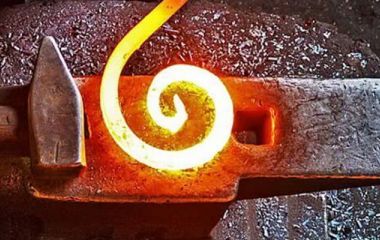 Ковка пружинной стали: особенности нагрева и закалки