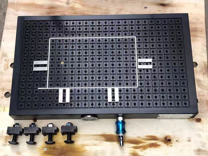 Вакуумный решетчатый стол 300*300 JICI