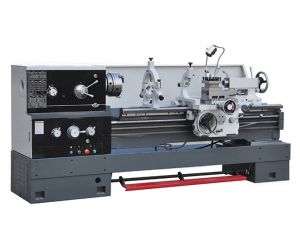 Универсальный токарно-винторезный станок 16К30