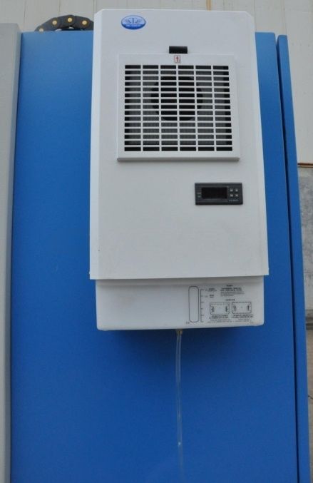 Вертикальный фрезерный обрабатывающий центр с ЧПУ VM1160 (спецификация 1)