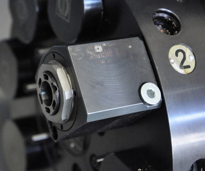 Горизонтальный токарный станок с ЧПУ TL52-500 (спецификация 1)