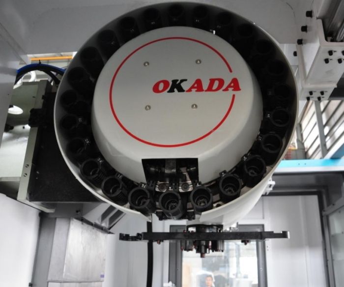 Вертикальный фрезерный обрабатывающий центр с ЧПУ VM855 (спецификация 1)